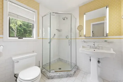 145 Woodlands Avenue White Plains NY 10607