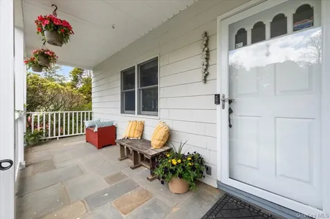 145 Woodlands Avenue White Plains NY 10607