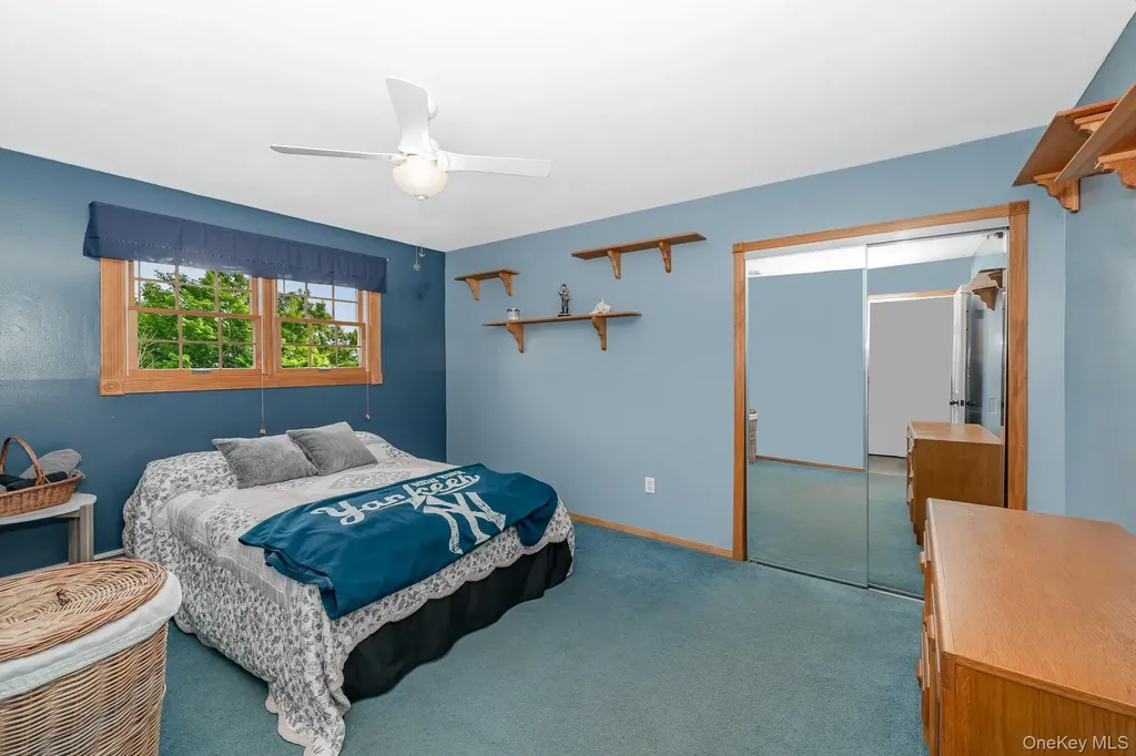 21 Eisenhower Road Centereach NY 11720