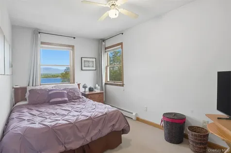 32 Sunset Circle Germantown NY 12526
