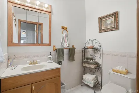 32 Sunset Circle Germantown NY 12526