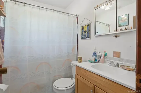 32 Sunset Circle Germantown NY 12526