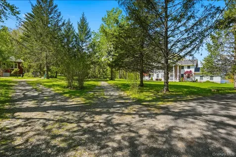 32 Sunset Circle Germantown NY 12526