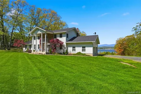 32 Sunset Circle Germantown NY 12526