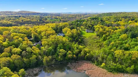 32 Sunset Circle Germantown NY 12526