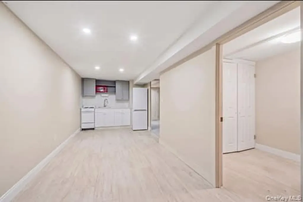 2195 Linden Boulevard Brooklyn NY 11207