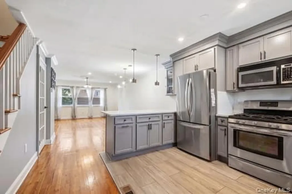 2195 Linden Boulevard Brooklyn NY 11207
