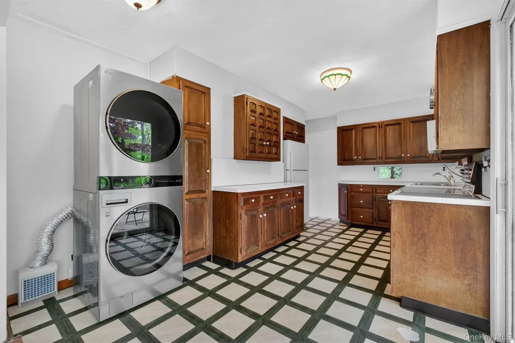 20 Cricket Lane Mahopac NY 10541