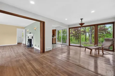 20 Cricket Lane Mahopac NY 10541