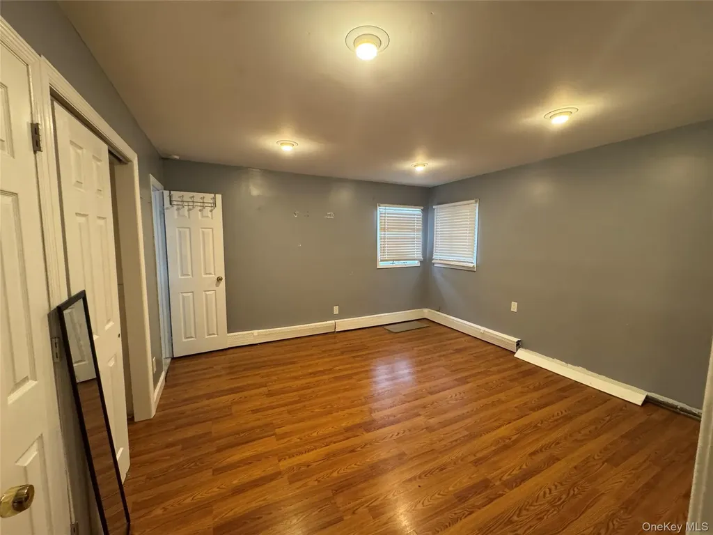 11 Oak Place Selden NY 11784