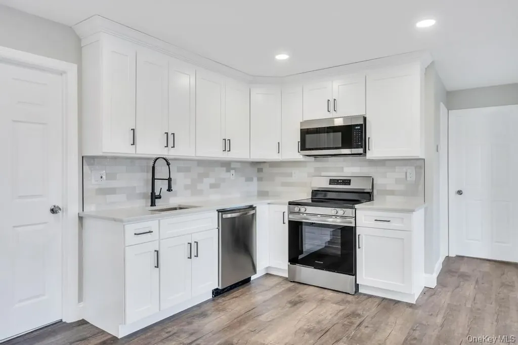 446 Riviera Drive Mastic Beach NY 11951