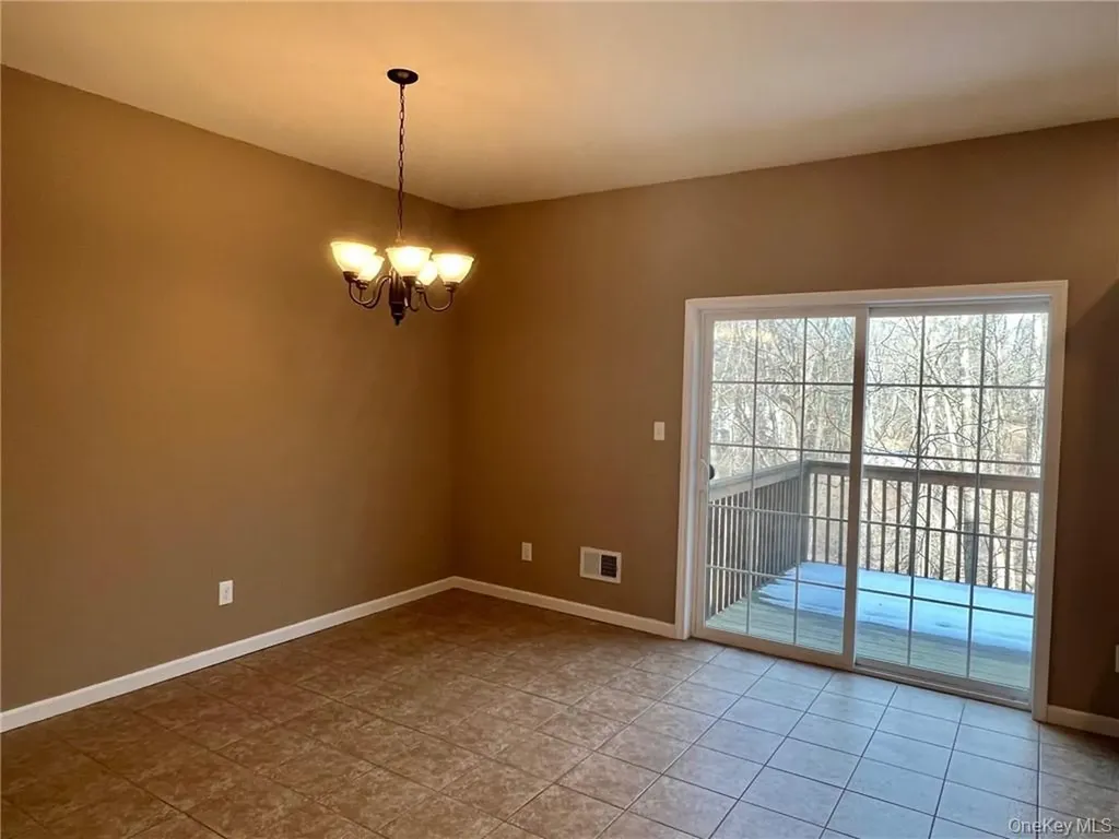 8 Seeley Bull Street Monroe NY 10950