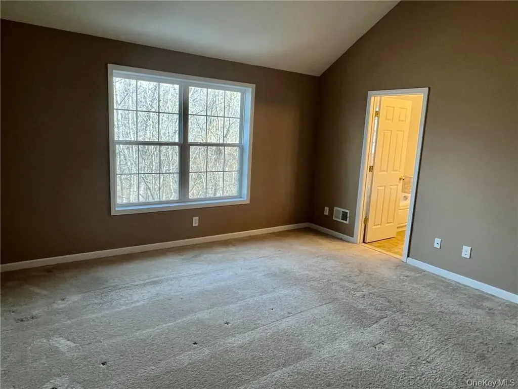 8 Seeley Bull Street Monroe NY 10950