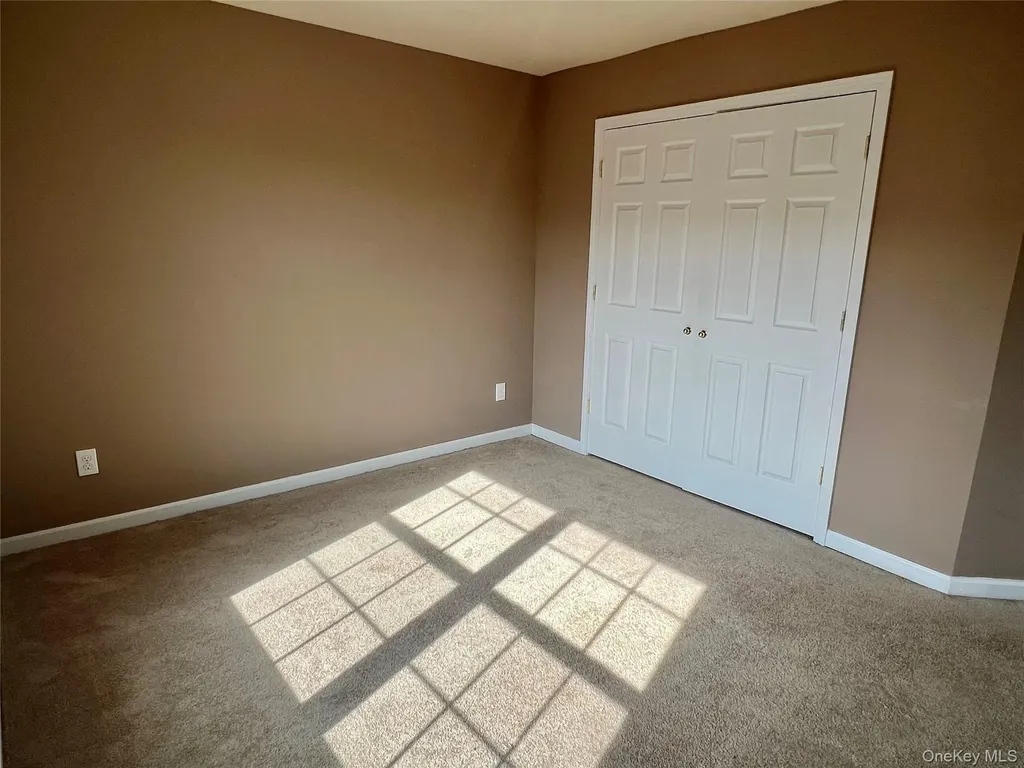 8 Seeley Bull Street Monroe NY 10950