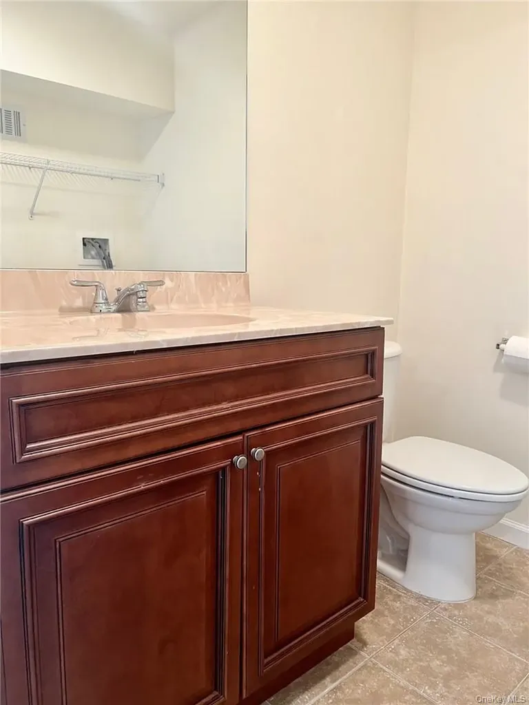 8 Seeley Bull Street Monroe NY 10950