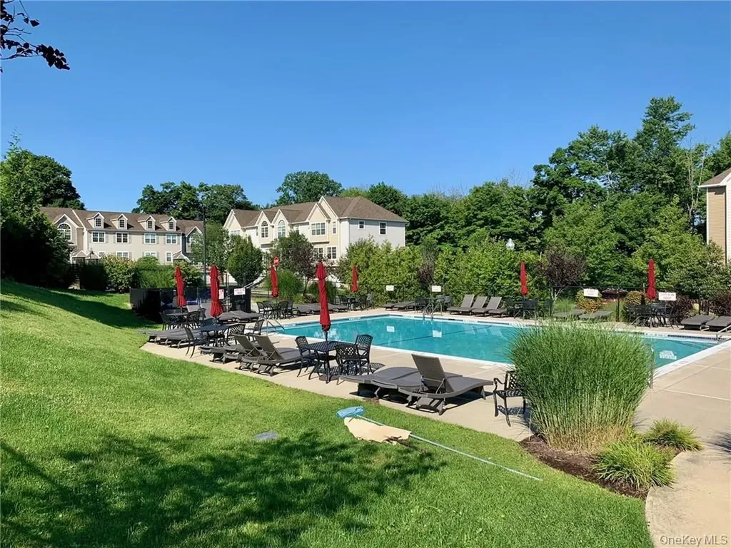 8 Seeley Bull Street Monroe NY 10950