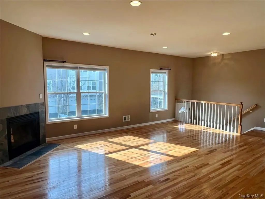 8 Seeley Bull Street Monroe NY 10950