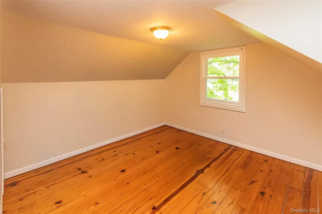 543 Dosen Road Middletown NY 10940