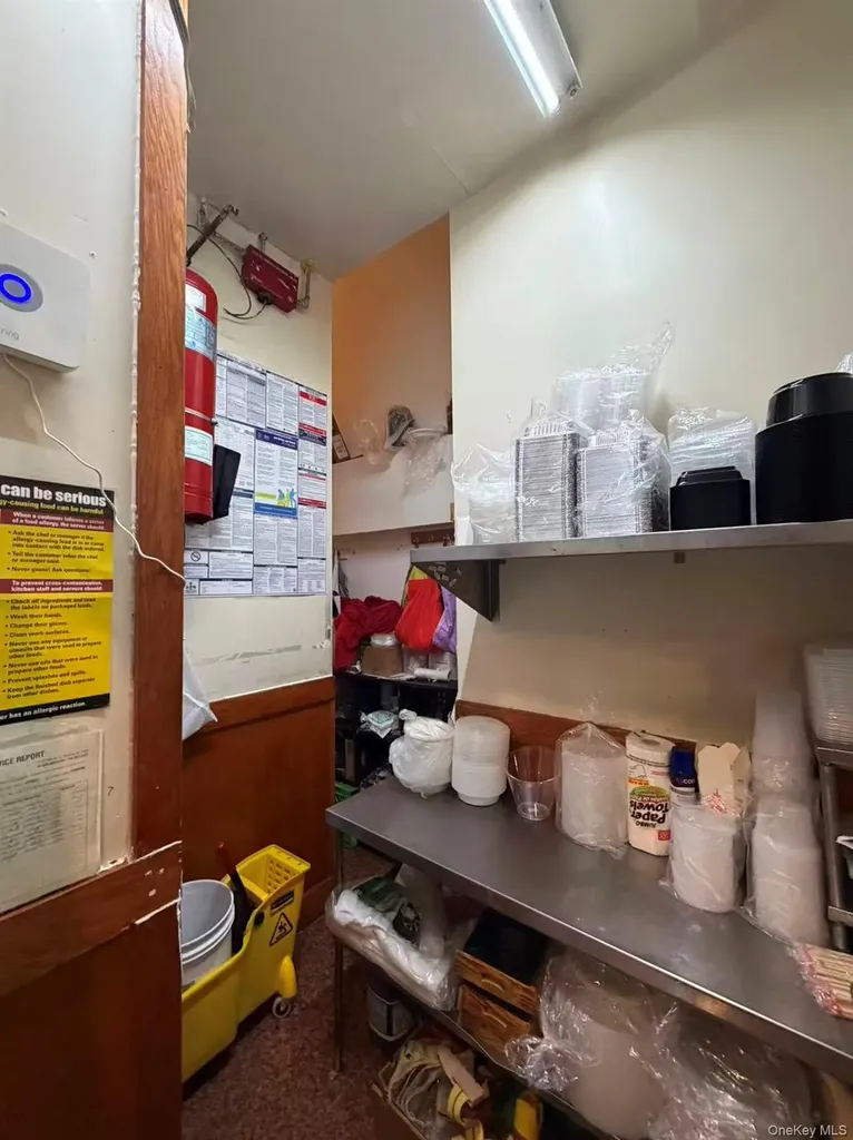 4318 Main Street Flushing NY 11355