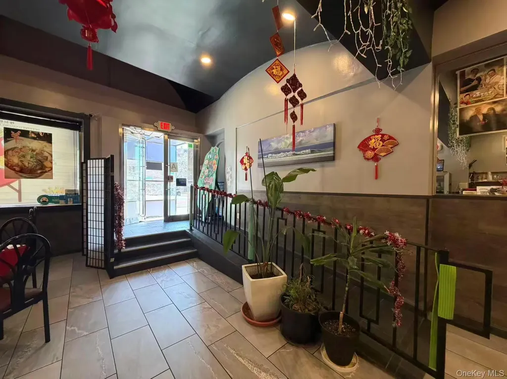 4318 Main Street Flushing NY 11355