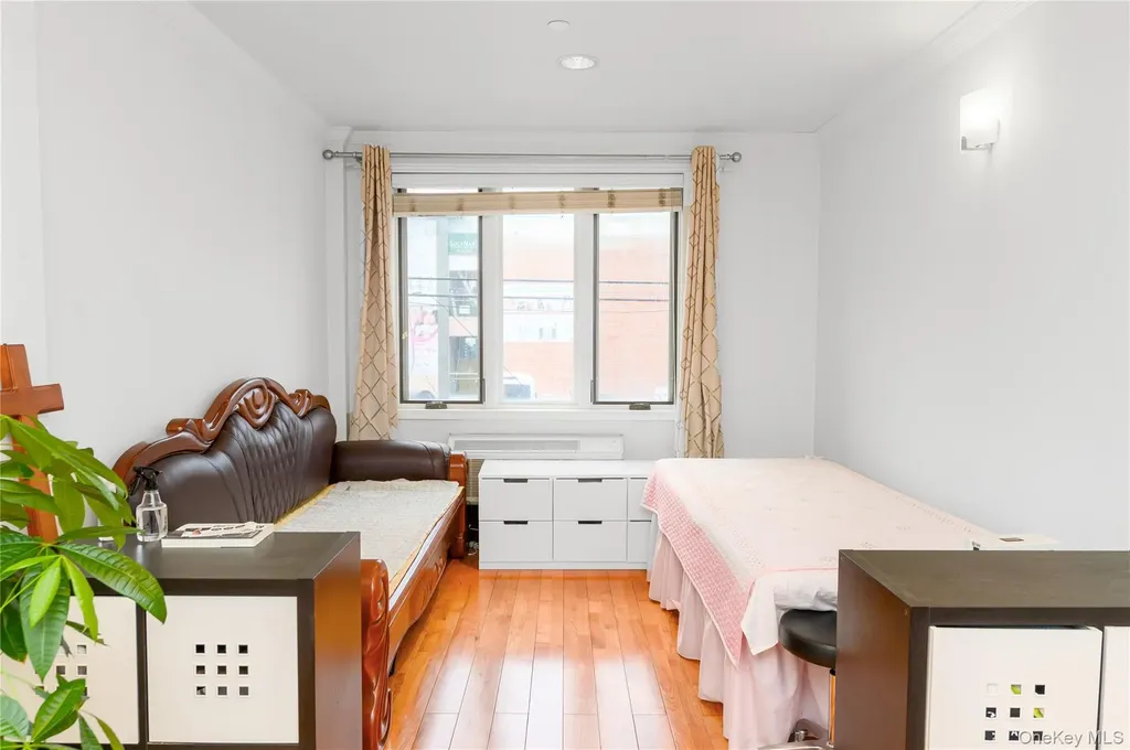 3710 149th Place Flushing NY 11354