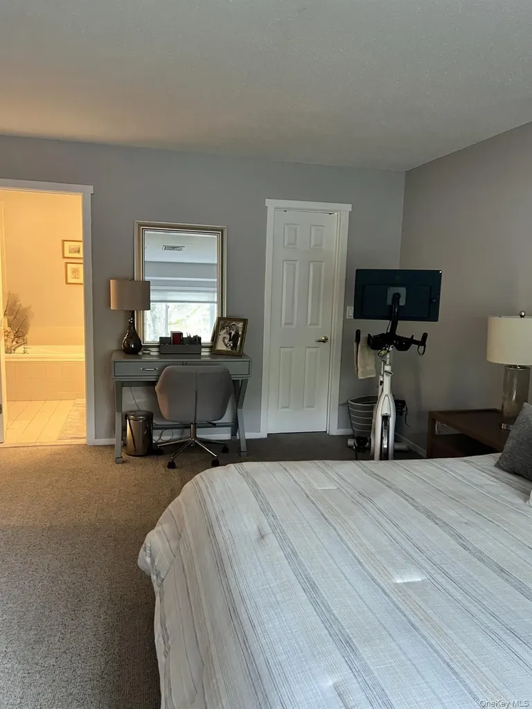 670 Heritage Hills Somers NY 10589