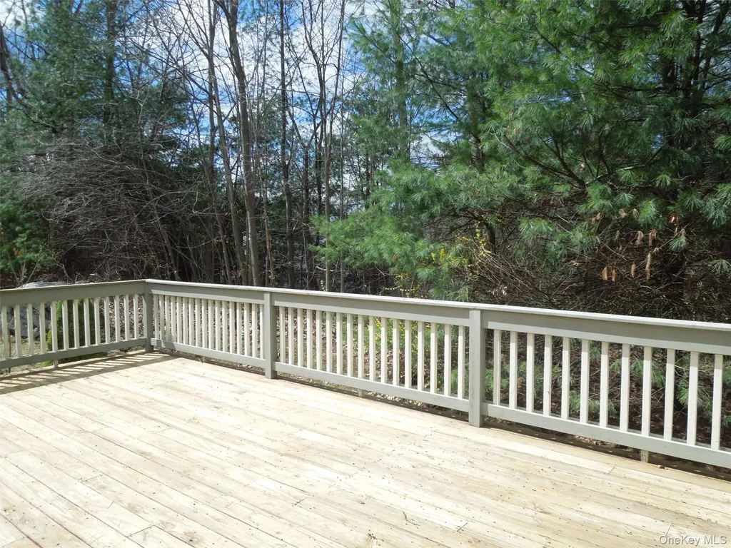 670 Heritage Hills Somers NY 10589