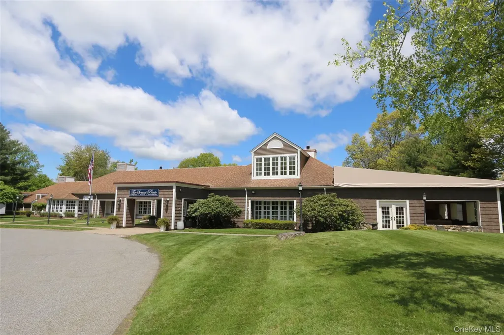 670 Heritage Hills Somers NY 10589