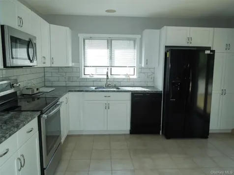 670 Heritage Hills Somers NY 10589