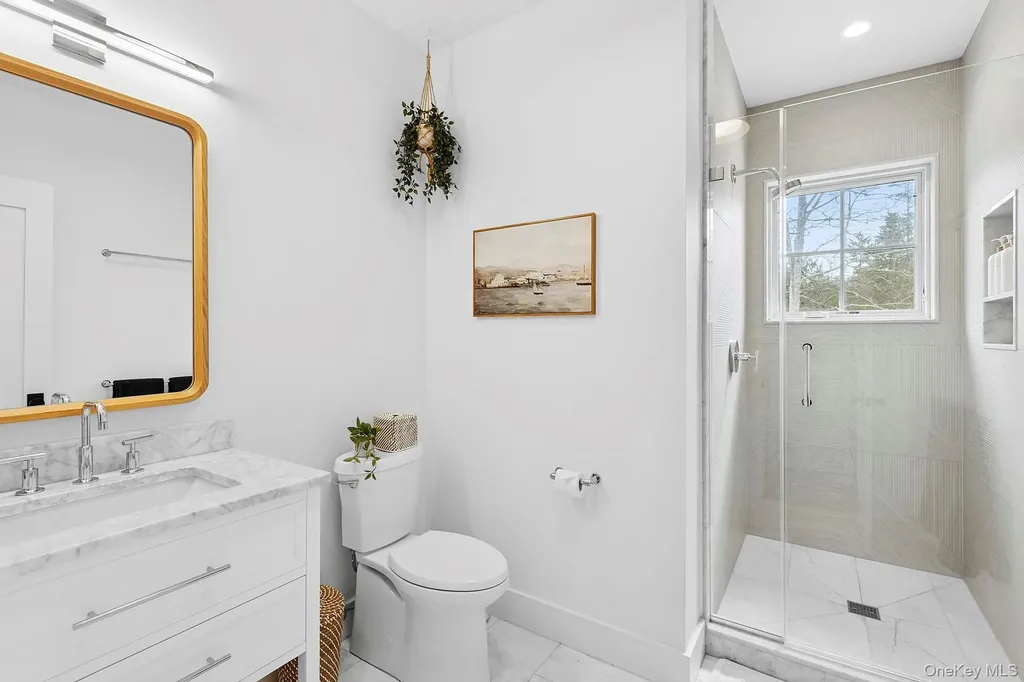 8 Sweetgrass Road Westhampton NY 11977