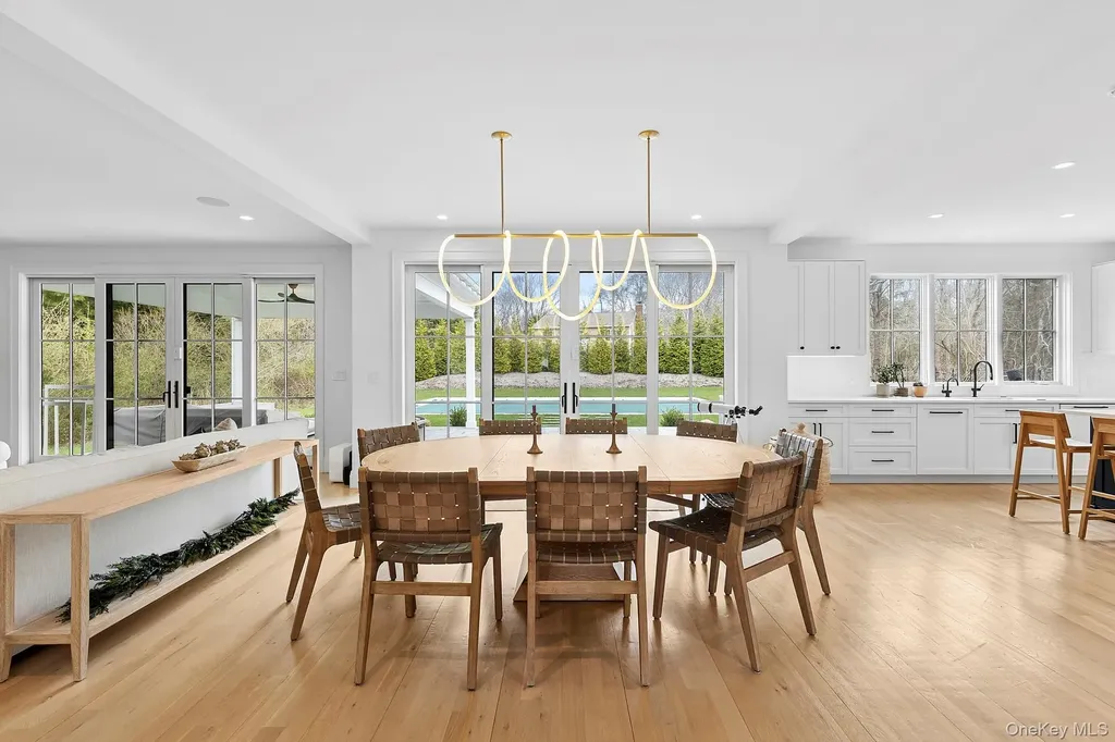 8 Sweetgrass Road Westhampton NY 11977