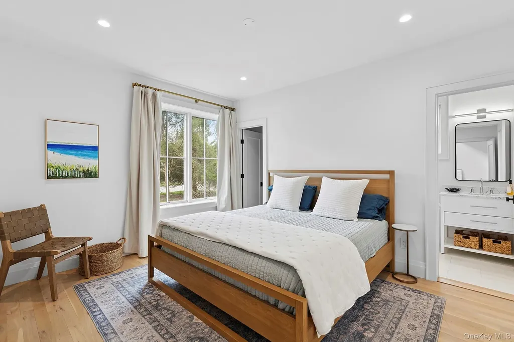 8 Sweetgrass Road Westhampton NY 11977