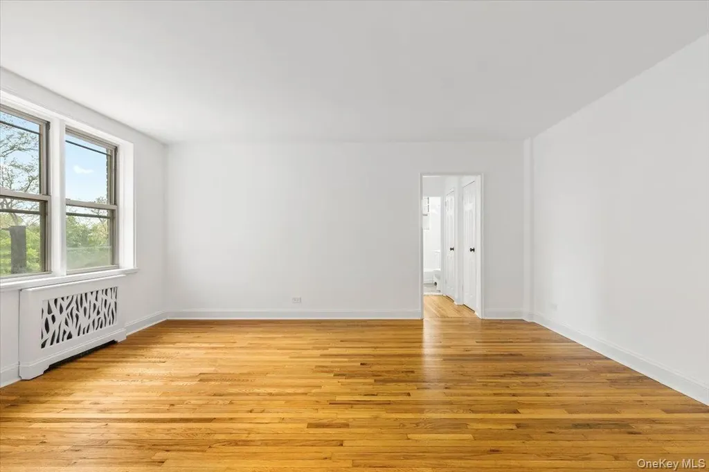 5645 Netherland Avenue Bronx NY 10471