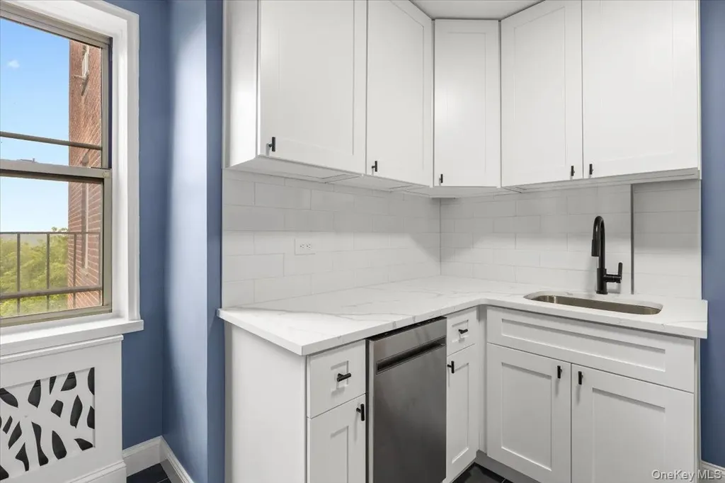 5645 Netherland Avenue Bronx NY 10471