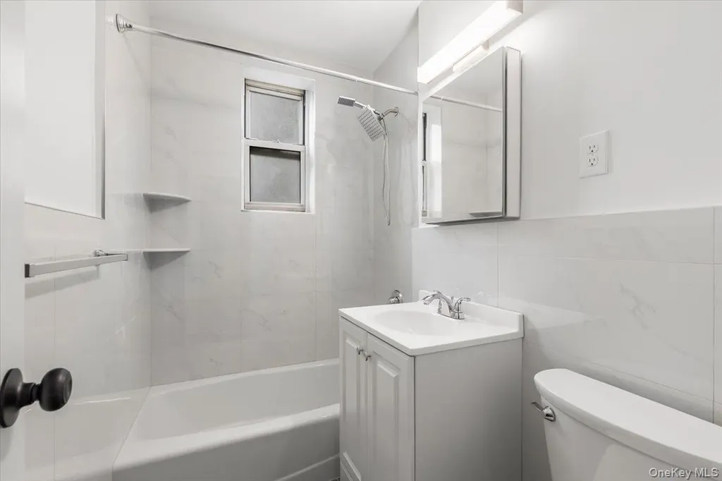 5645 Netherland Avenue Bronx NY 10471