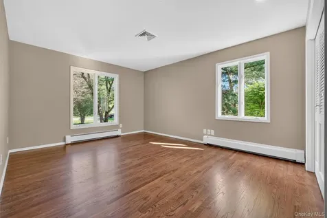18 Millbank Road Poughkeepsie NY 12603
