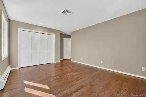 18 Millbank Road Poughkeepsie NY 12603