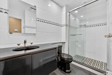 18 Millbank Road Poughkeepsie NY 12603