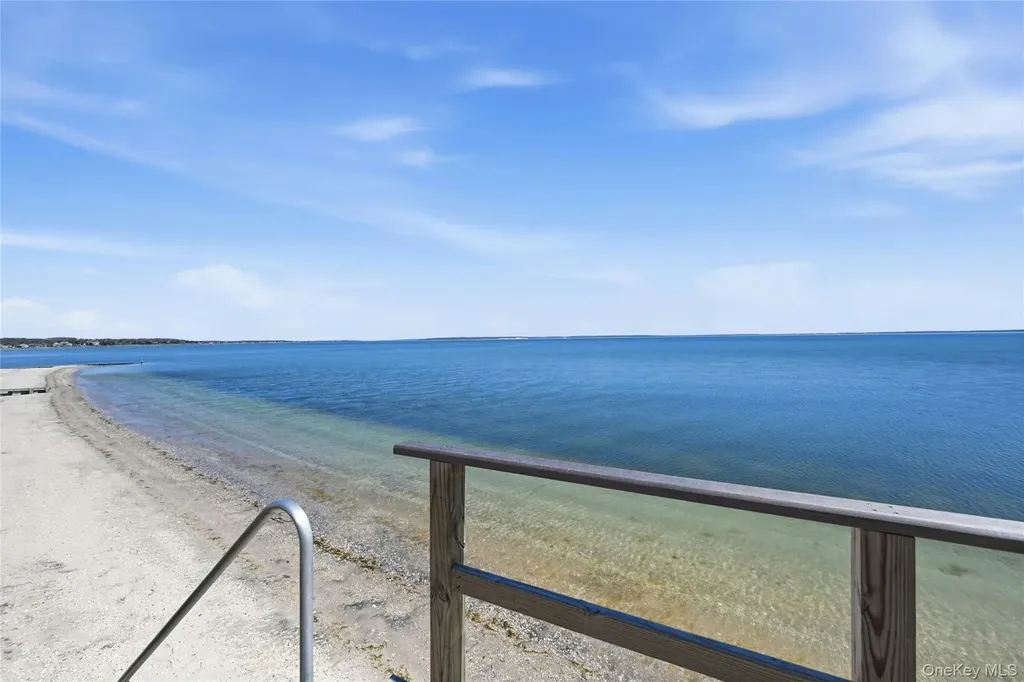 8908 Peconic Bay Boulevard Laurel NY 11948