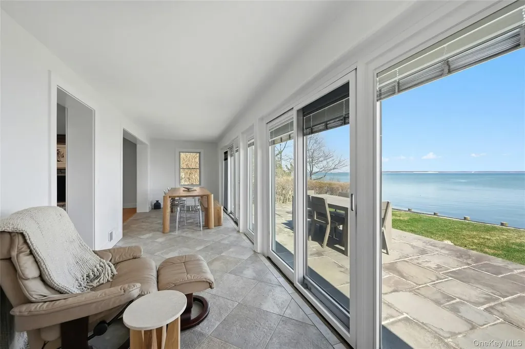 8908 Peconic Bay Boulevard Laurel NY 11948