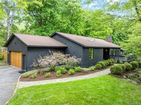 3 Banks Hill Road Pleasantville NY 10570