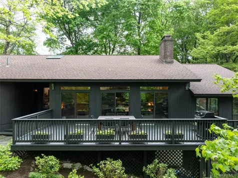 3 Banks Hill Road Pleasantville NY 10570