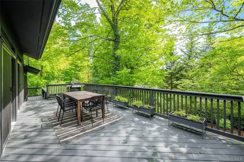 3 Banks Hill Road Pleasantville NY 10570