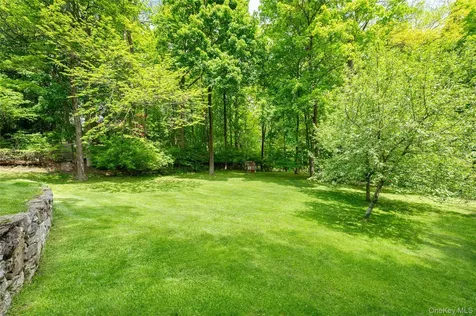 3 Banks Hill Road Pleasantville NY 10570