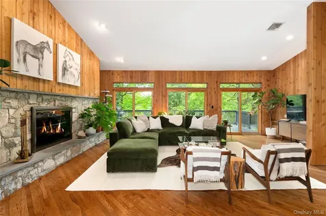 3 Banks Hill Road Pleasantville NY 10570