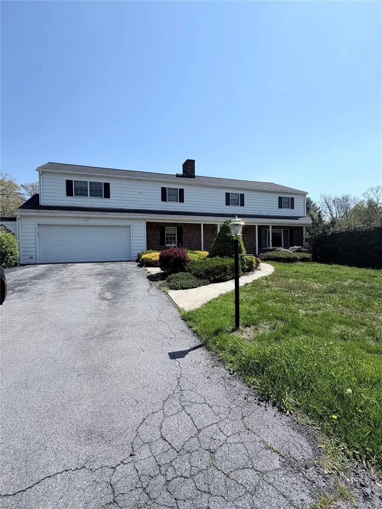 216 Maple Avenue Monroe NY 10950