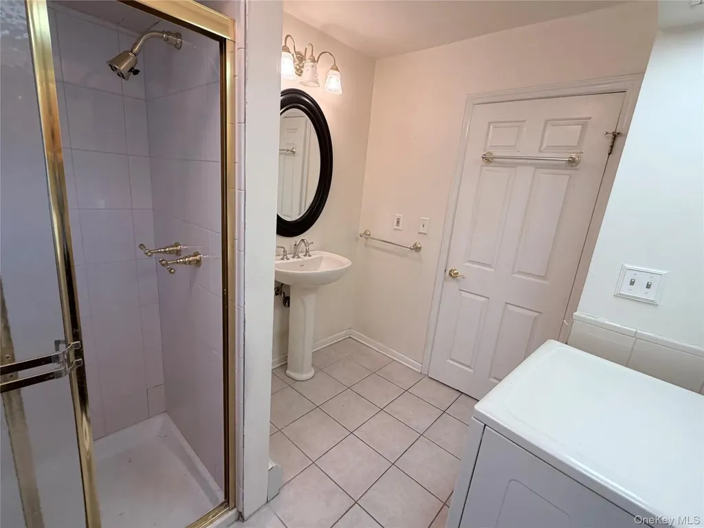 216 Maple Avenue Monroe NY 10950