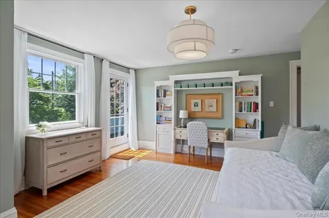 18 Wildwood Road Larchmont NY 10538