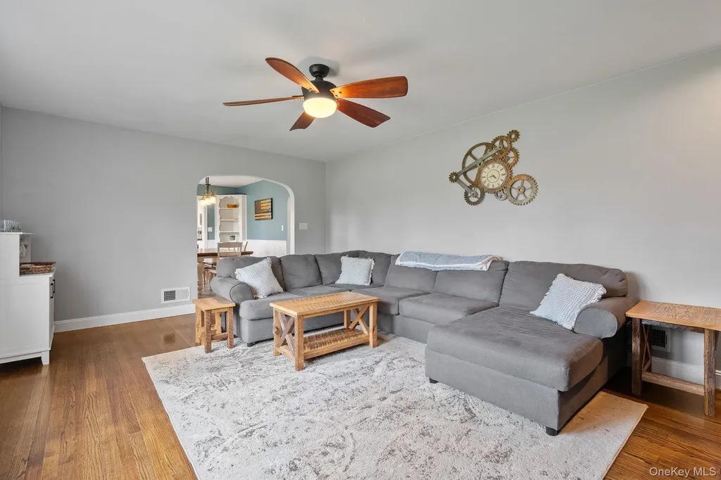1327 County Route 17 Walden NY 12586