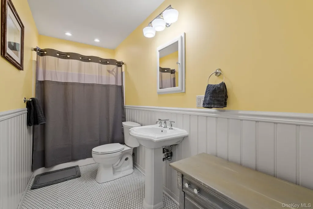 1327 County Route 17 Walden NY 12586